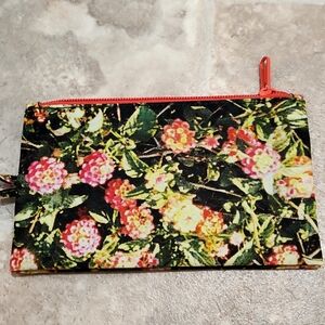 small "photo florals" baggu go pouch